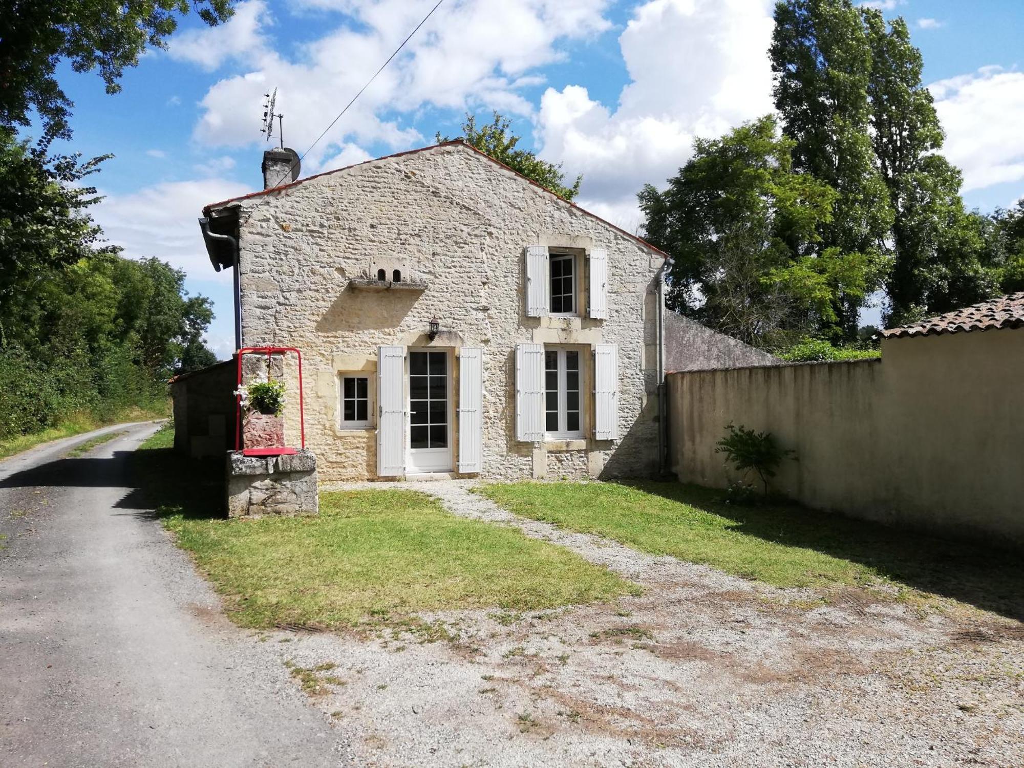 La Petite Maison Matha Zewnętrze zdjęcie